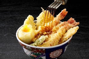 熱々天丼天仁屋