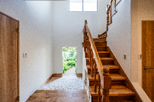 株式会社リフォ